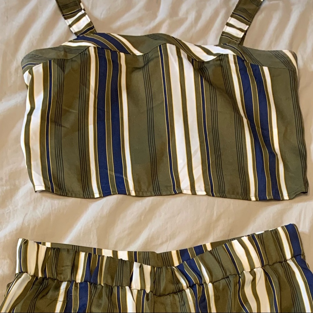 EXPRESS Matching 2 Piece Set